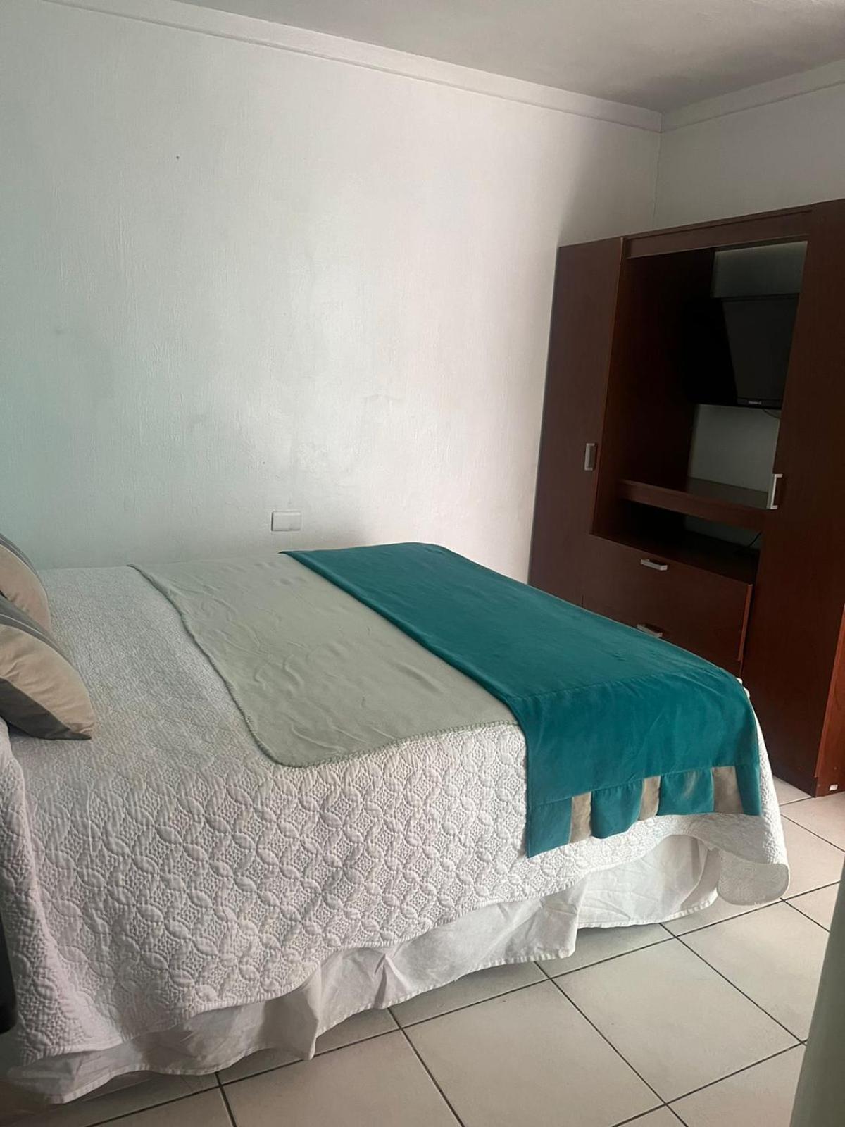 Hostal Avenue La Serena Extérieur photo